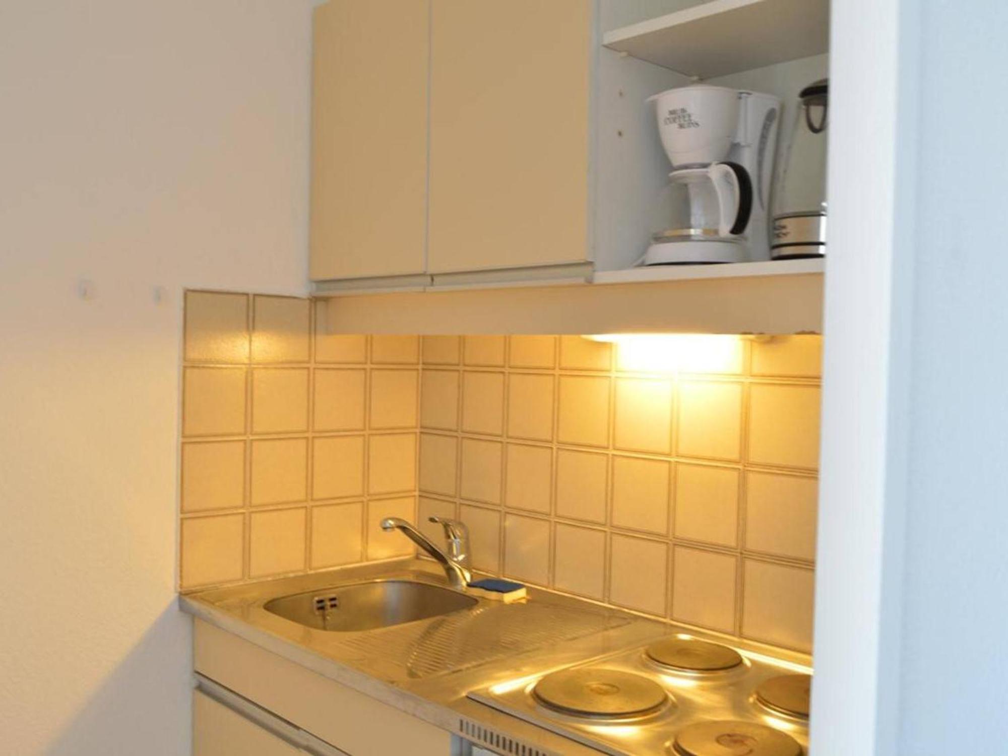 Studio Agreable Avec Loggia, Garage Et Plage A Proximite - 2 Couchages, Golfe-Juan - Fr-1-252-62 Экстерьер фото